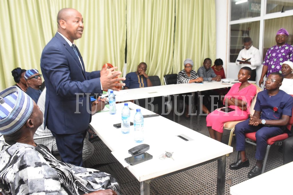 Representative of the Vice-Chancellor and the Deputy Vice-Chancellor, Development, Prof. Olawale Dairo commending Prof. Awokola's philanthropic gesture at the event Credit: Gbolahan Lawal