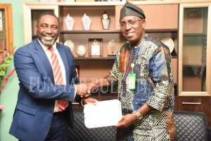 The Vice-Chancellor, Prof. Babatunde Kehinde (Right), receiving BTH's souvenir from Prof. Kayode Adekunle during the meeting Credit: Gbolahan Lawal