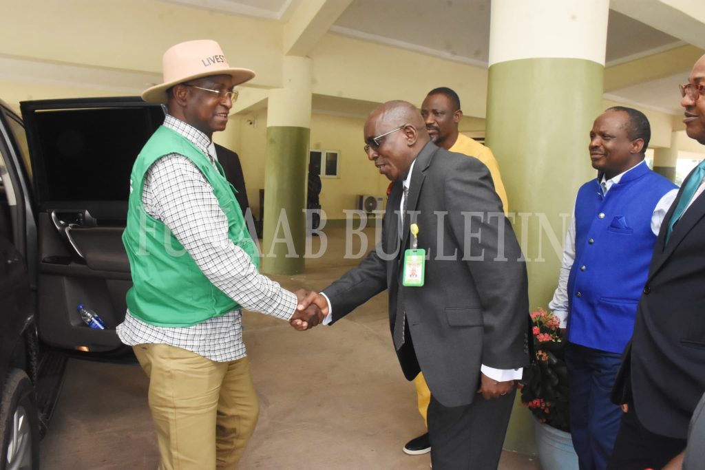 The Hon. Minister of Livestock Development, Hon. Idi Mukhtar Maiha (Left), being welcomed by the Vice-Chancellor, Prof. Babatunde Kehinde, during the Minister's working visit to FUNAAB